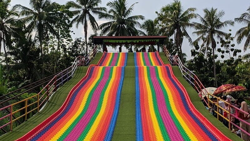 Inspirasi Warna Pelangi untuk Desain Interior Rumah