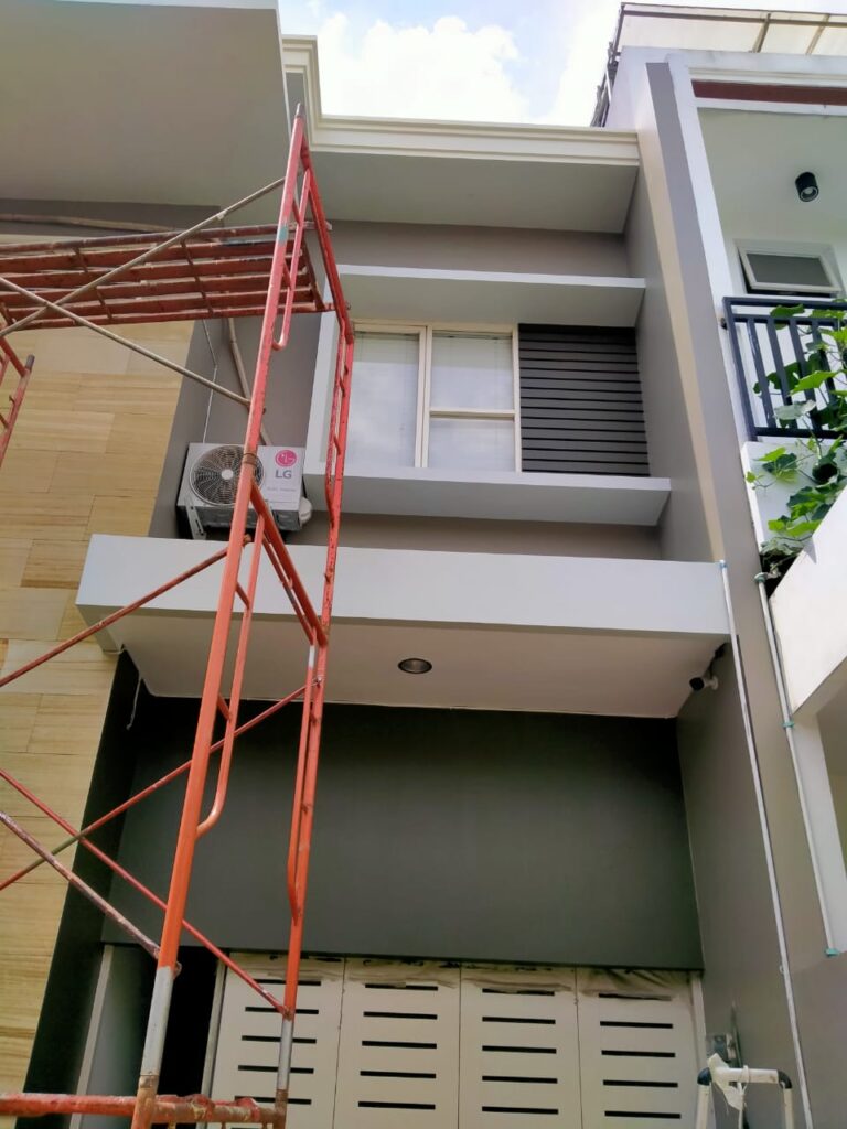 cat dinding luar rumah