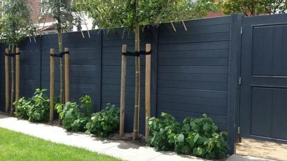 cat dinding pagar luar