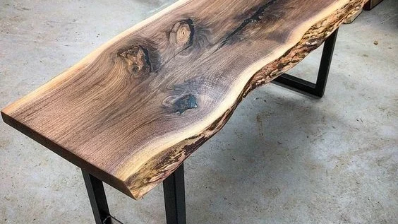 Pengecatan Interior Kayu