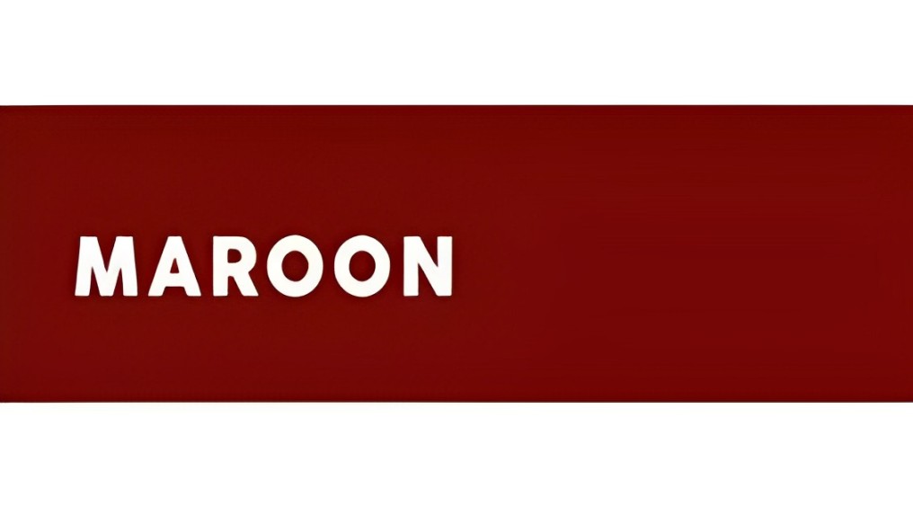 Kombinasi Maroon dan Beige