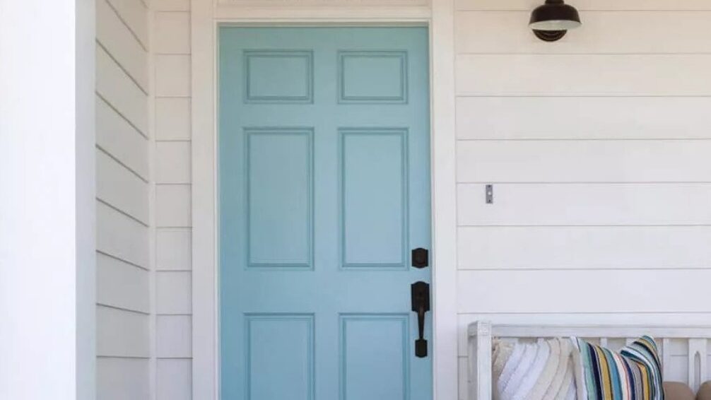 Pengecatan Pintu Rumah