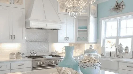 Kombinasi Biru dan Putih